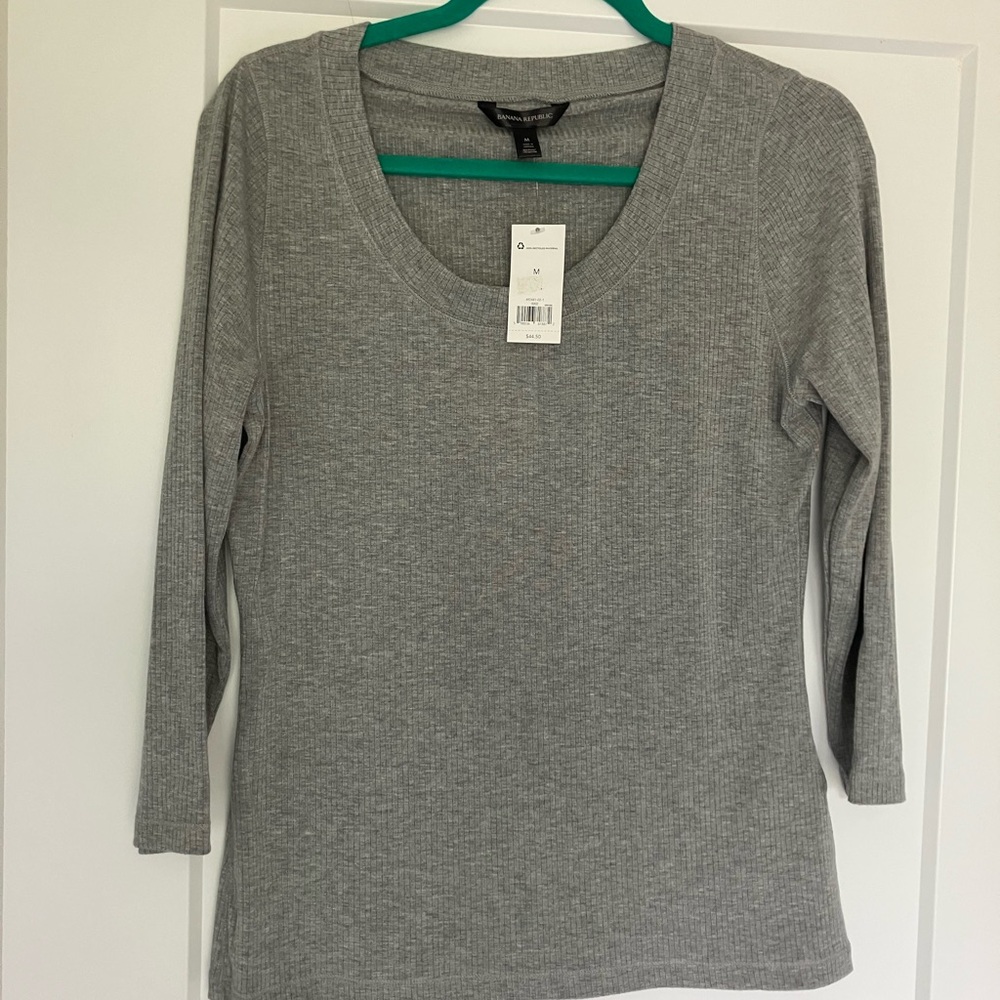 Banana Republic Fitted Gray 3/4 Sleeve Tee